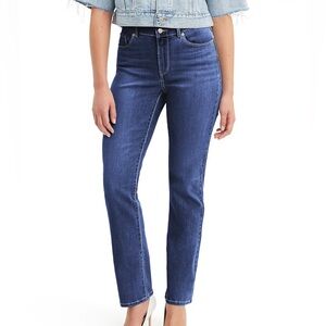Levi’s 505 Women’s Straight Leg Jeans • Size 32